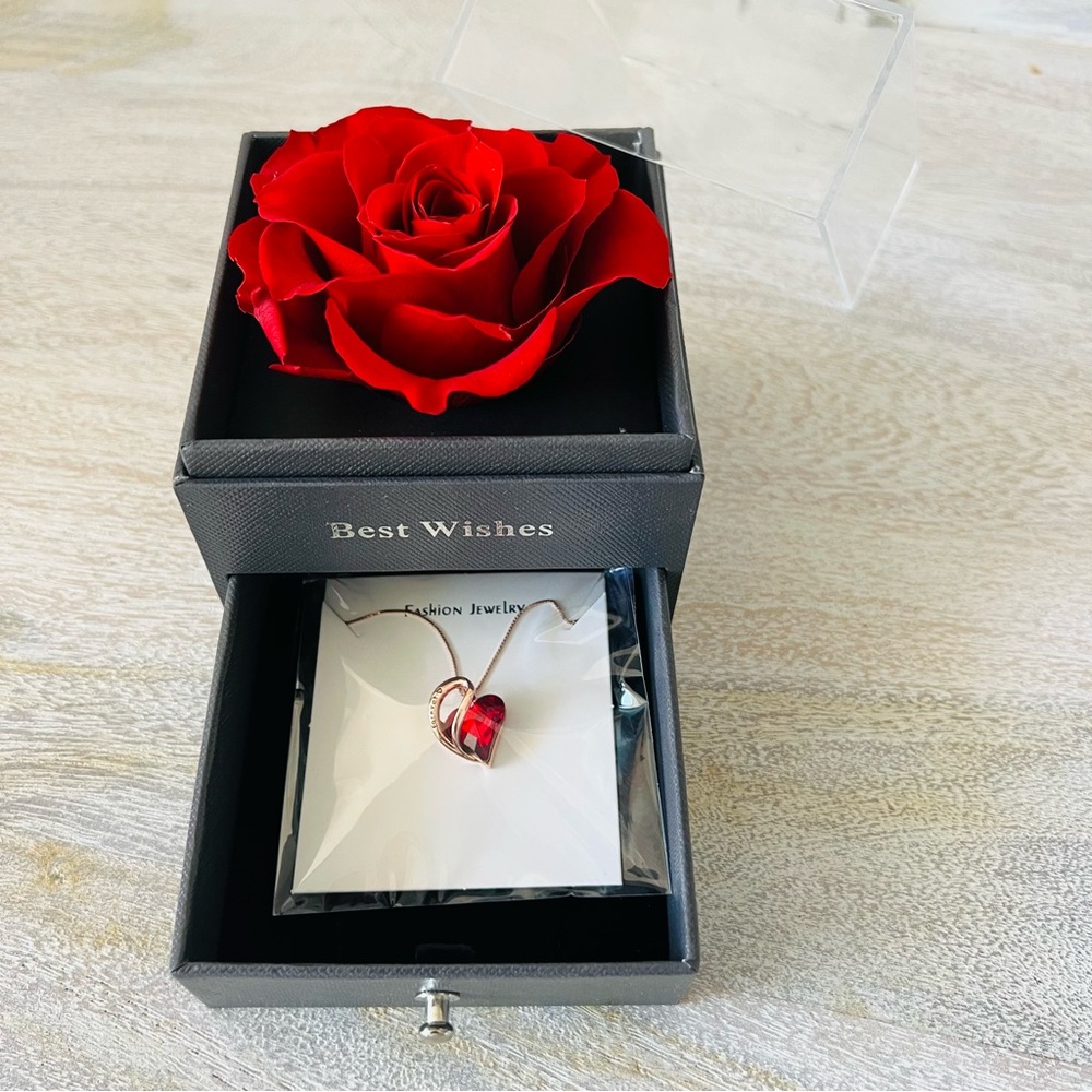 Preserved Real Rose Forever Red Heart Necklace In Handmade Real Rose Case.